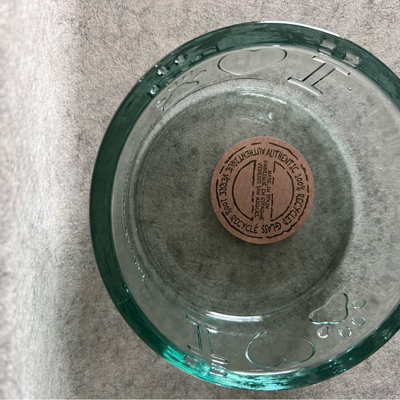 Clear Glass Pet Bowl with Heart Design - Picture 8 of 9